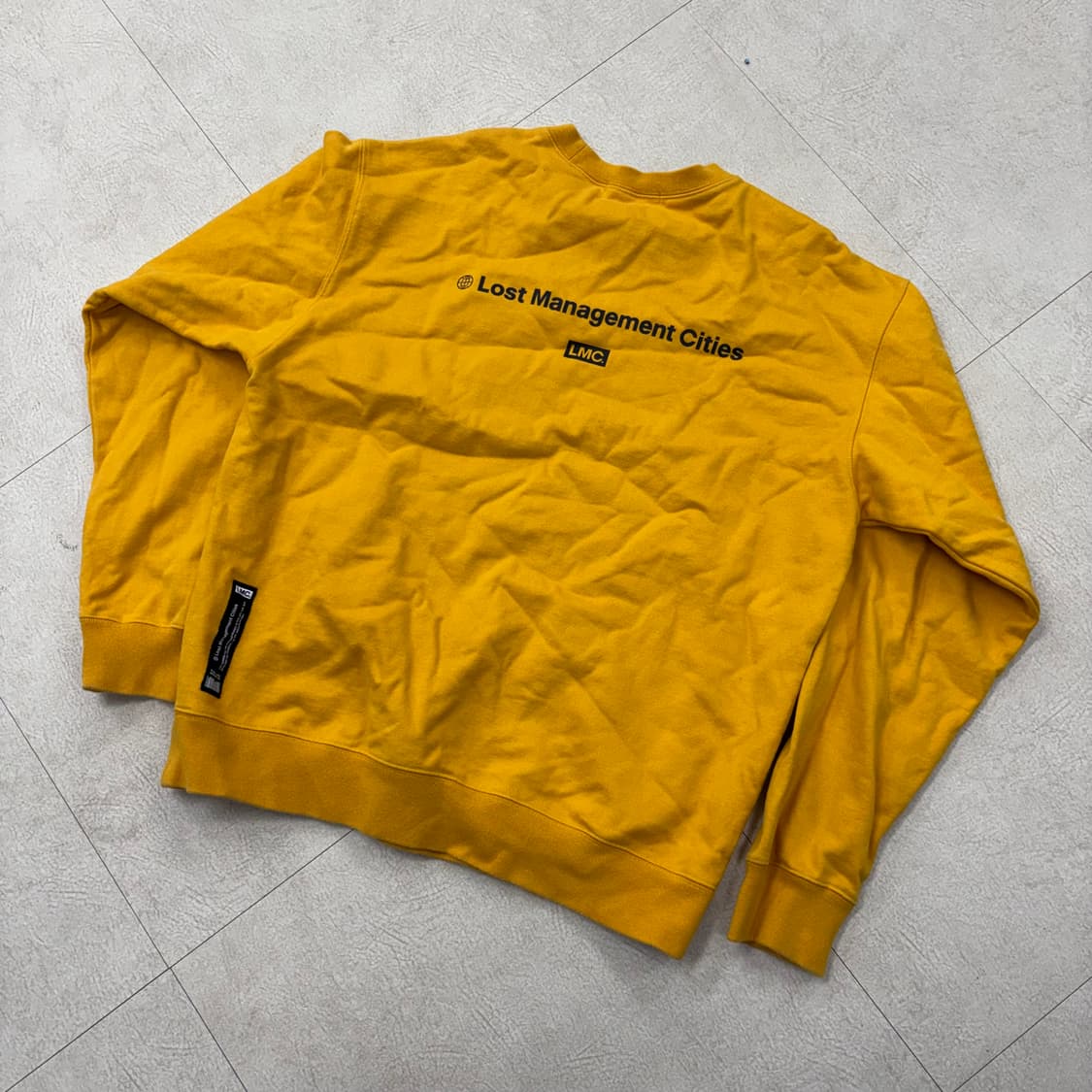 Lmc 스몰로고 머스타드 맨투맨 상품이미지3
