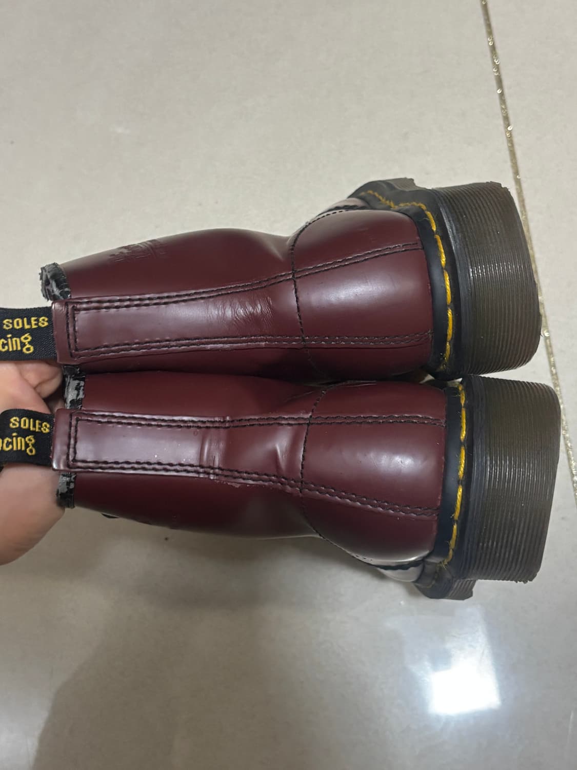 닥터마틴 1460 버건디 8홀 UK4 상품이미지8