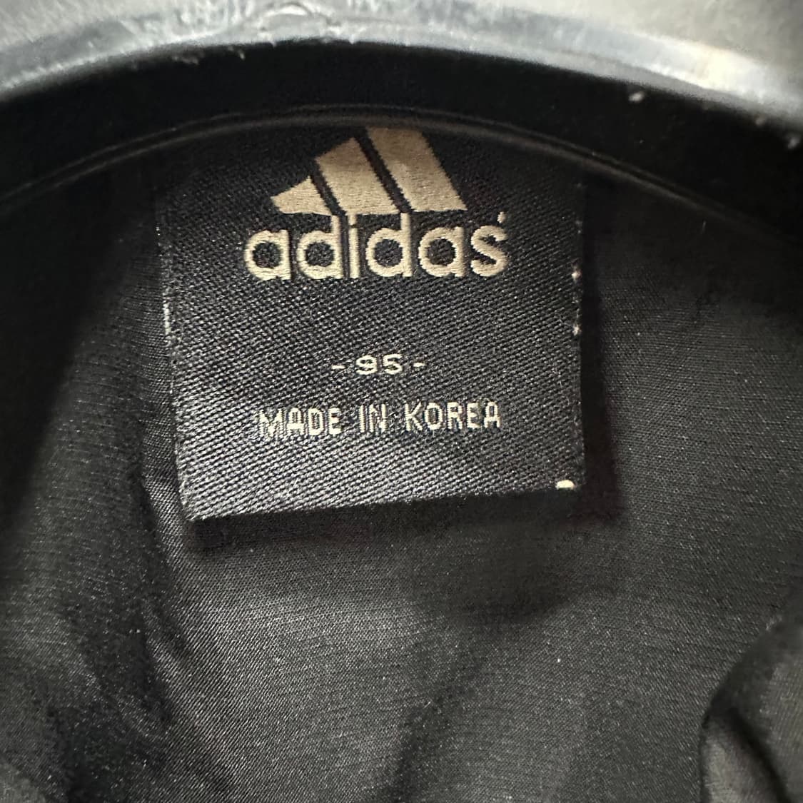 95 아디다스 남자 검금 바람막이 자켓 상품이미지3
