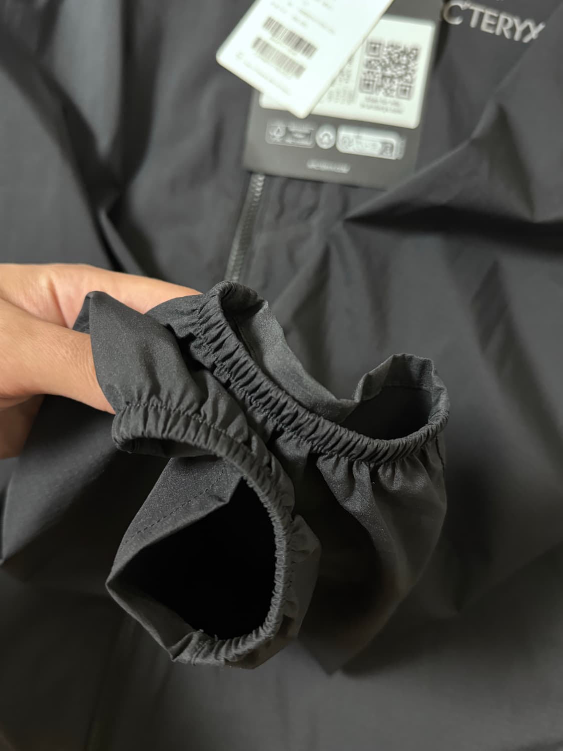 (25시즌/새상품) 아크테릭스 스쿼미시 후디 블랙  상품이미지6