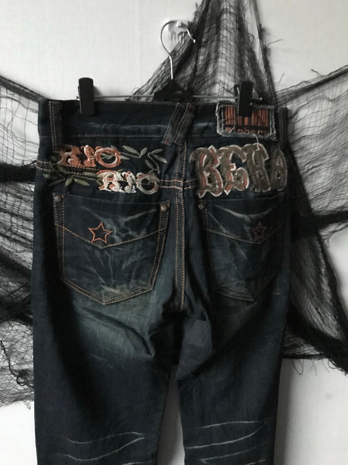Riobera back patch detail jeans 상품이미지2