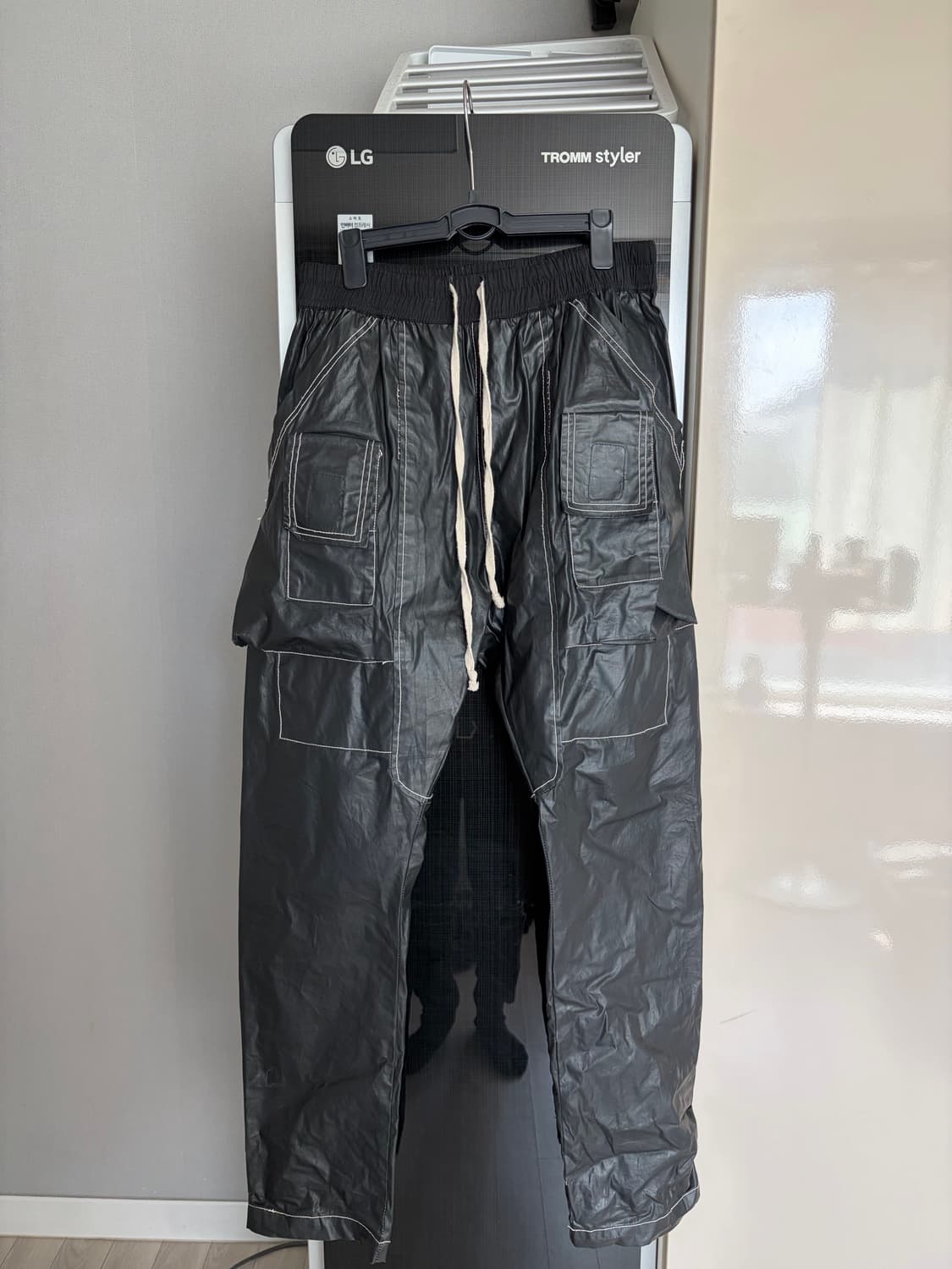 릭오웬스 다크쉐도우(Rick Owens DRKSHDW) 블랙 코팅 카고  상품이미지1