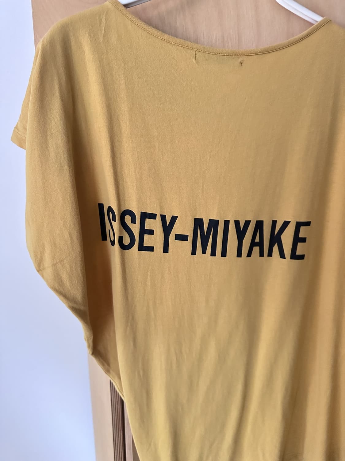 ISSEY MIYAKE Top 상품이미지5
