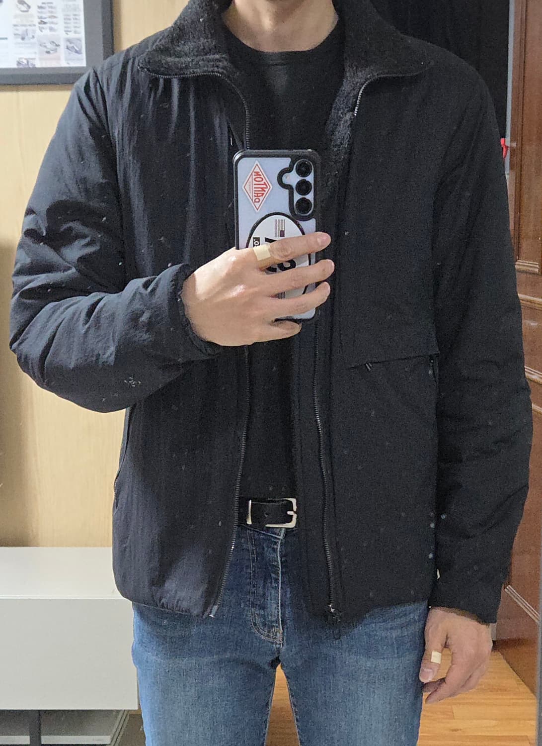 (착샷) 룰루레몬 리퀴지션 봄버 자켓 프리마로프트 상품이미지7