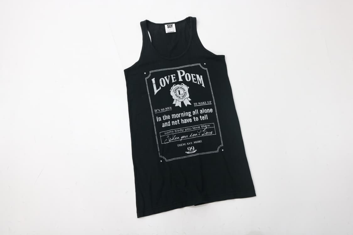 SLY 슬라이 빈티지 러브 포엠 그래픽 블랙 나시 탑 (FREE) 상품이미지2
