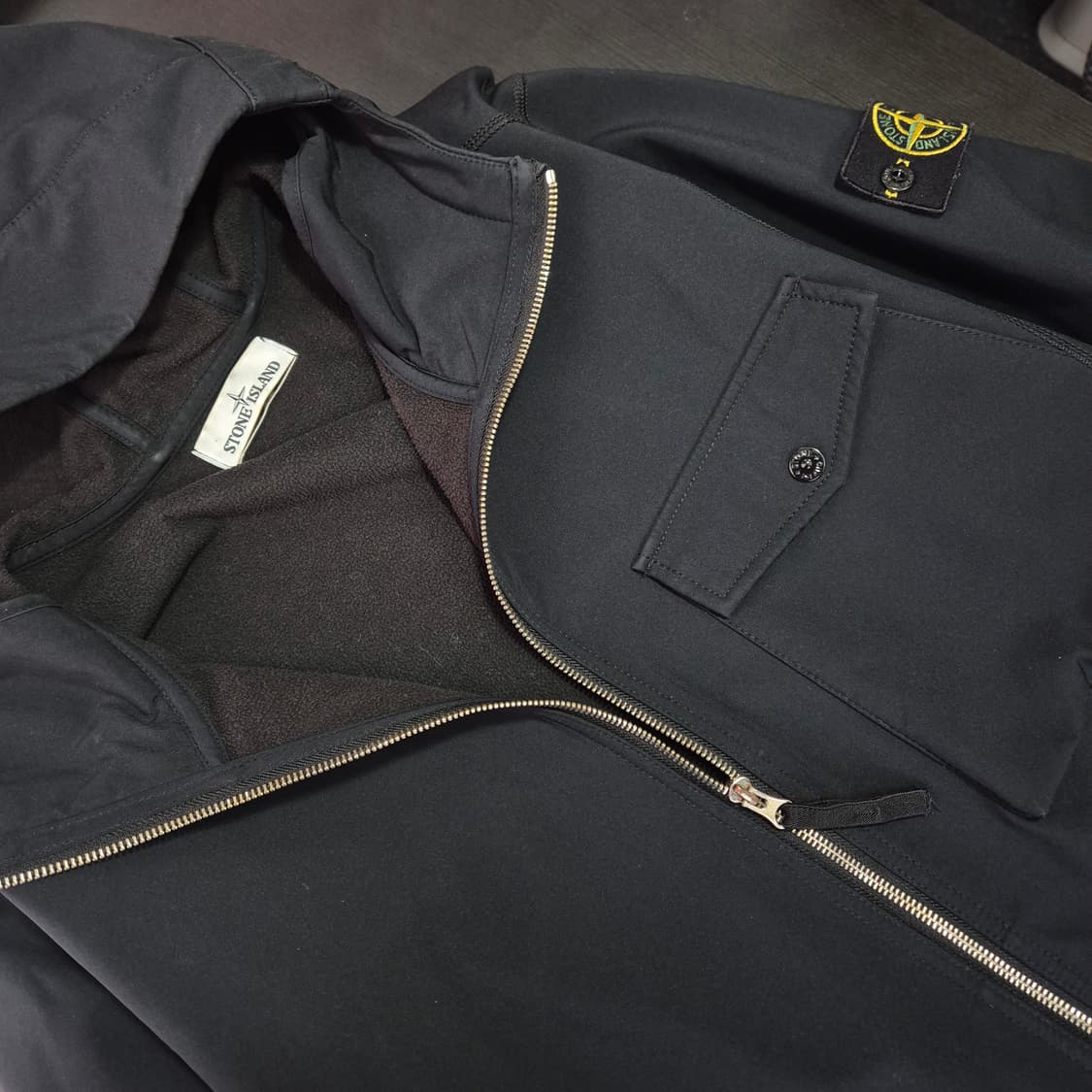 스톤아일랜드 소프트쉘  R XL사이즈 후드자켓 상품이미지3