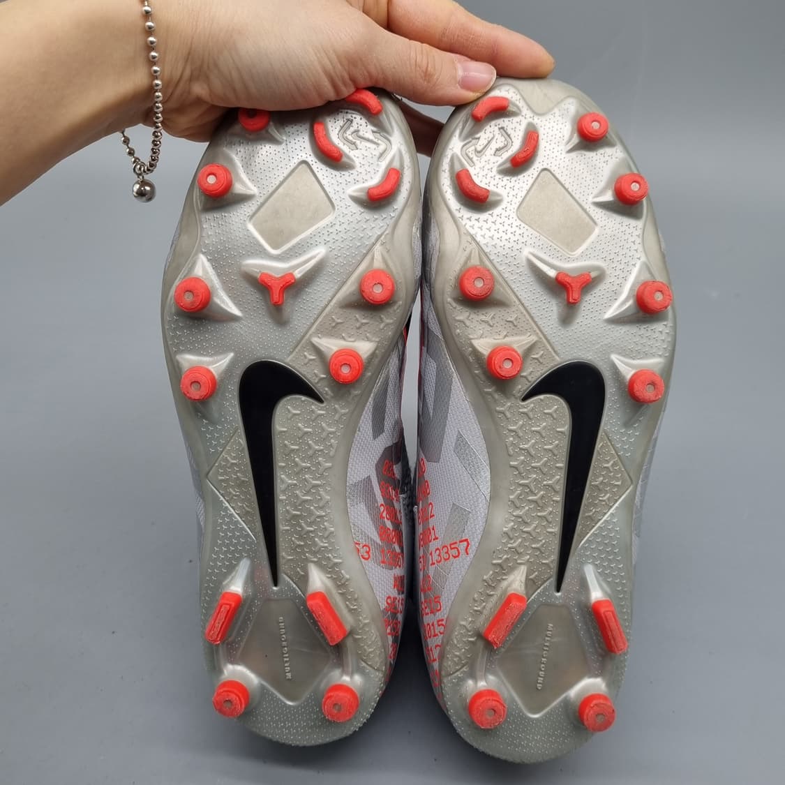 나이키 팬텀비전2 아카데미 아동축구화230 상품이미지3