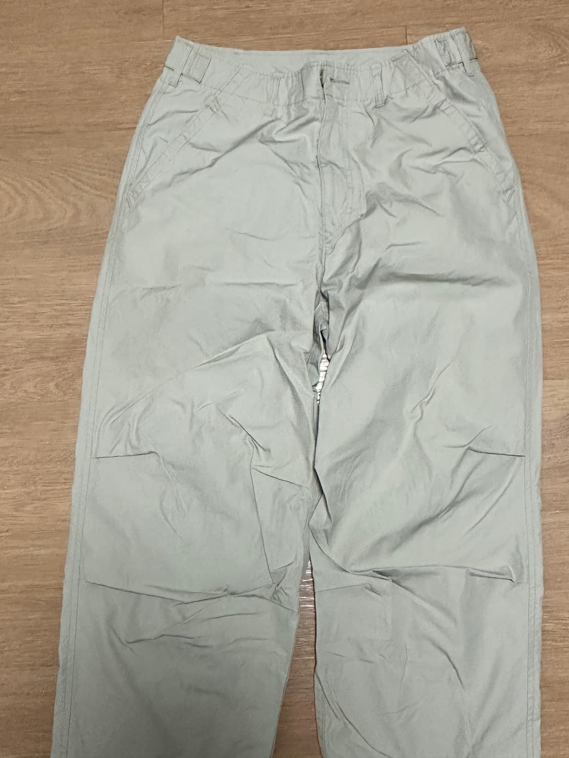 유니클로 패러슈트 팬즈 상품이미지1