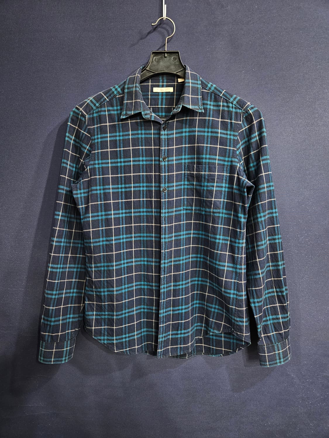 버버리 스트라이프 체크 남성 95 긴팔셔츠  상품이미지1