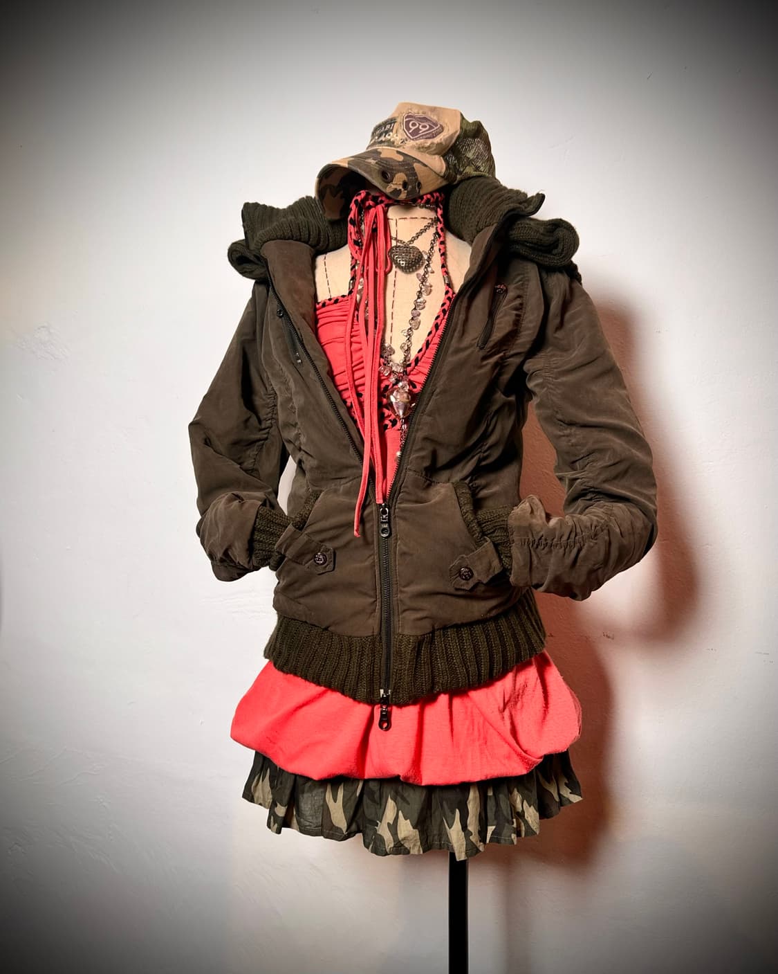 2000s 셔링 디테일 야상자켓 상품이미지1