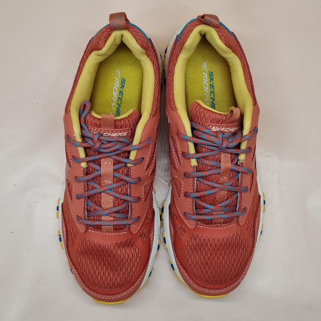 스케쳐스 힐크레스트 트레일 운동화240 상품이미지2