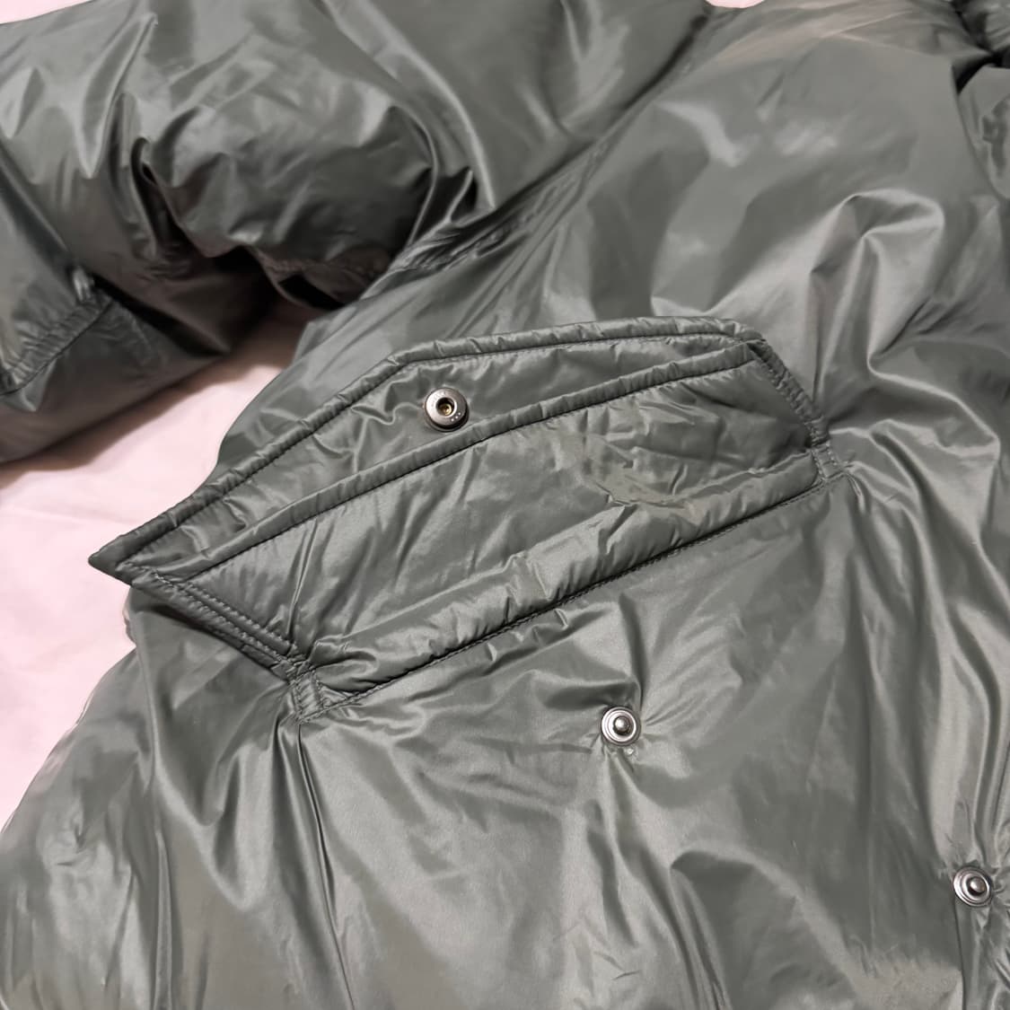 유스 m51 푸퍼 다운 판매합니다 상품이미지9