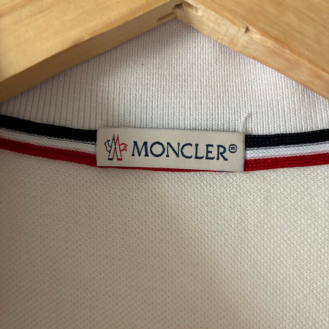몽클레어 반팔 카라 티 상품이미지3