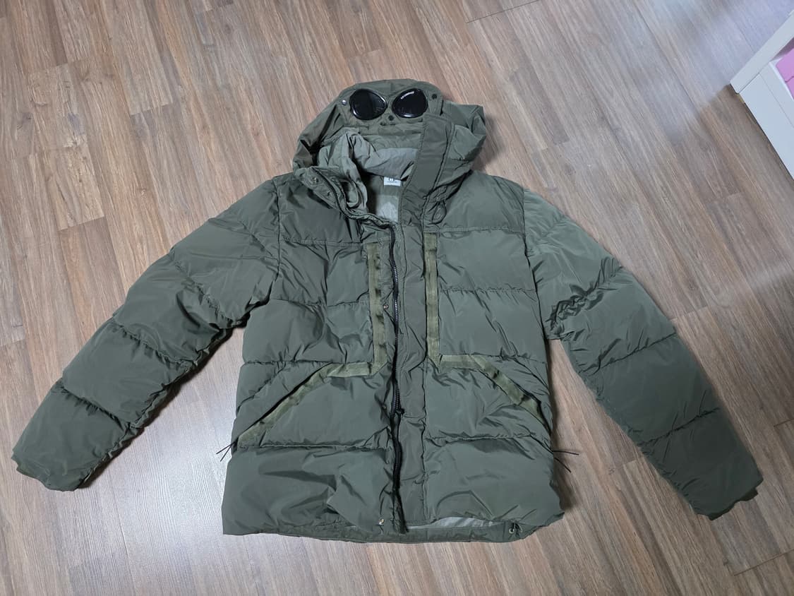 Cp company 컴퍼니 고글패딩 52사이즈 상품이미지1