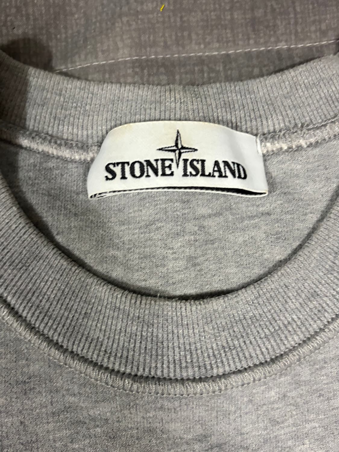 100%정품)스톤아일랜드 맨투맨 그레이 상품이미지3