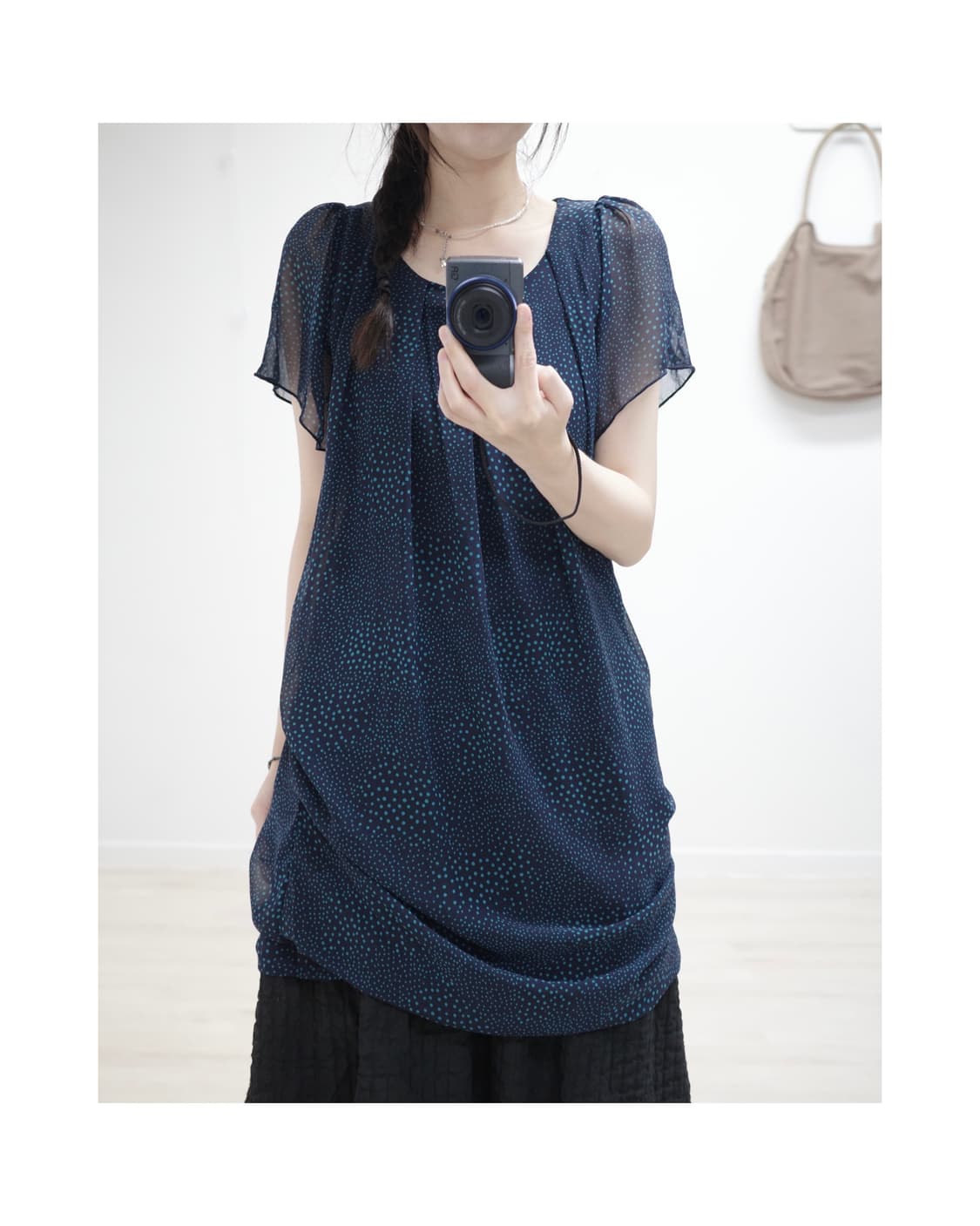 Navy dot shirring one-piece 상품이미지1