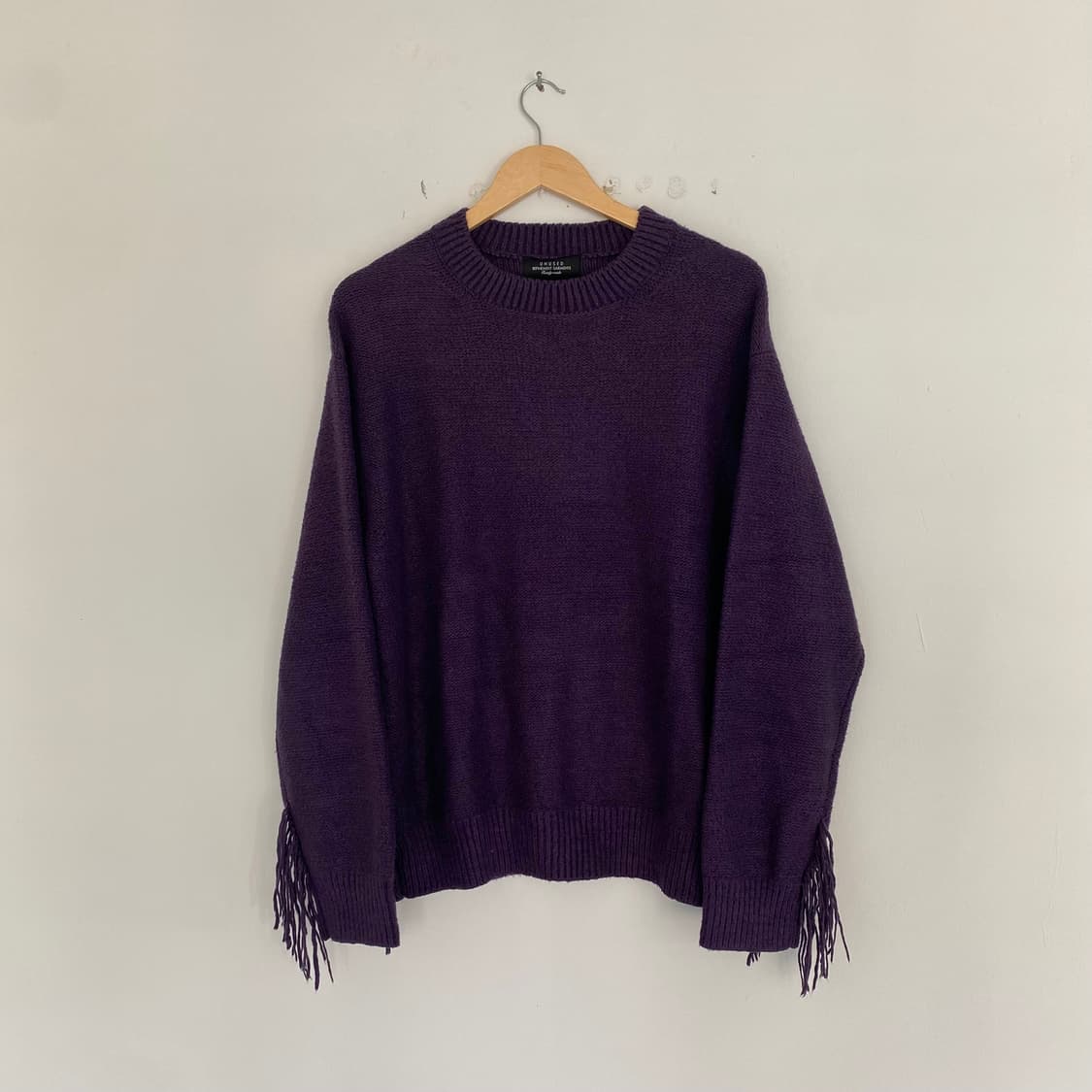 언유즈드 22ss 프린지 니트 상품이미지2