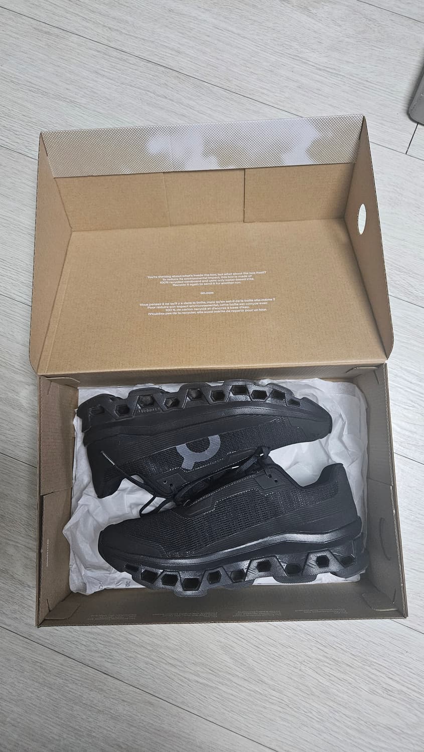 온 러닝 클라우드몬스터 보이드 블랙 265 상품이미지6