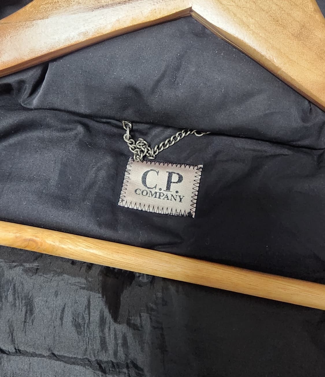 CP 컴퍼니 고글 렌즈 조끼 패딩 베스트 자켓 블랙 상품이미지7