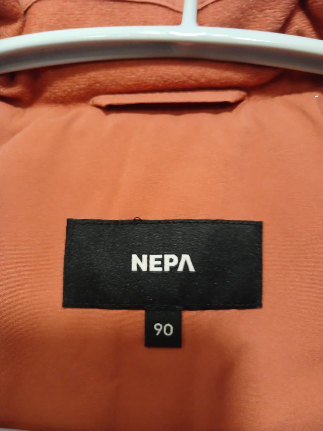 네파 정품 여성 경량패딩 90 사이즈 상품이미지3