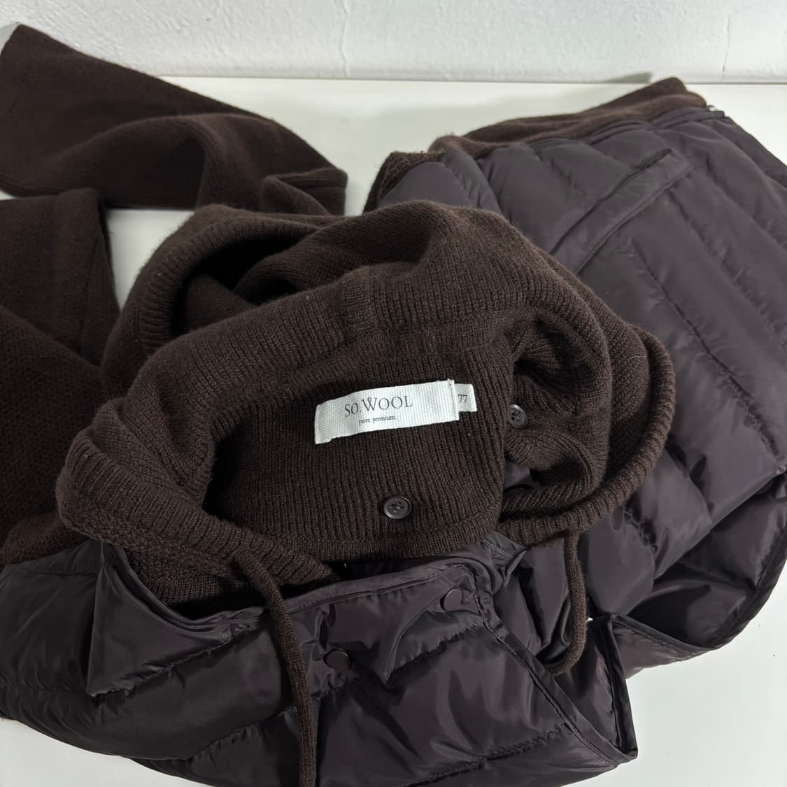77 우먼M-L SOWOOL 소울 브라운 후드 니트패딩 상품이미지4