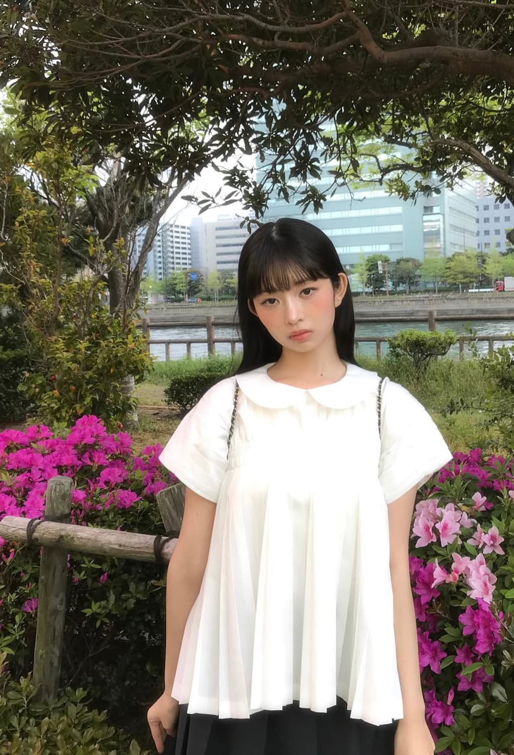 아이브 레이 화이트 블라우스 상품이미지1