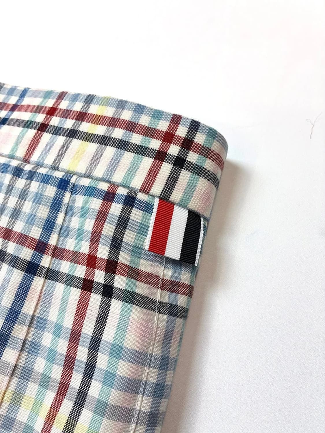 톰브라운 23ss 체크 프레이드 주름 미디 스커트 PN5681 상품이미지7