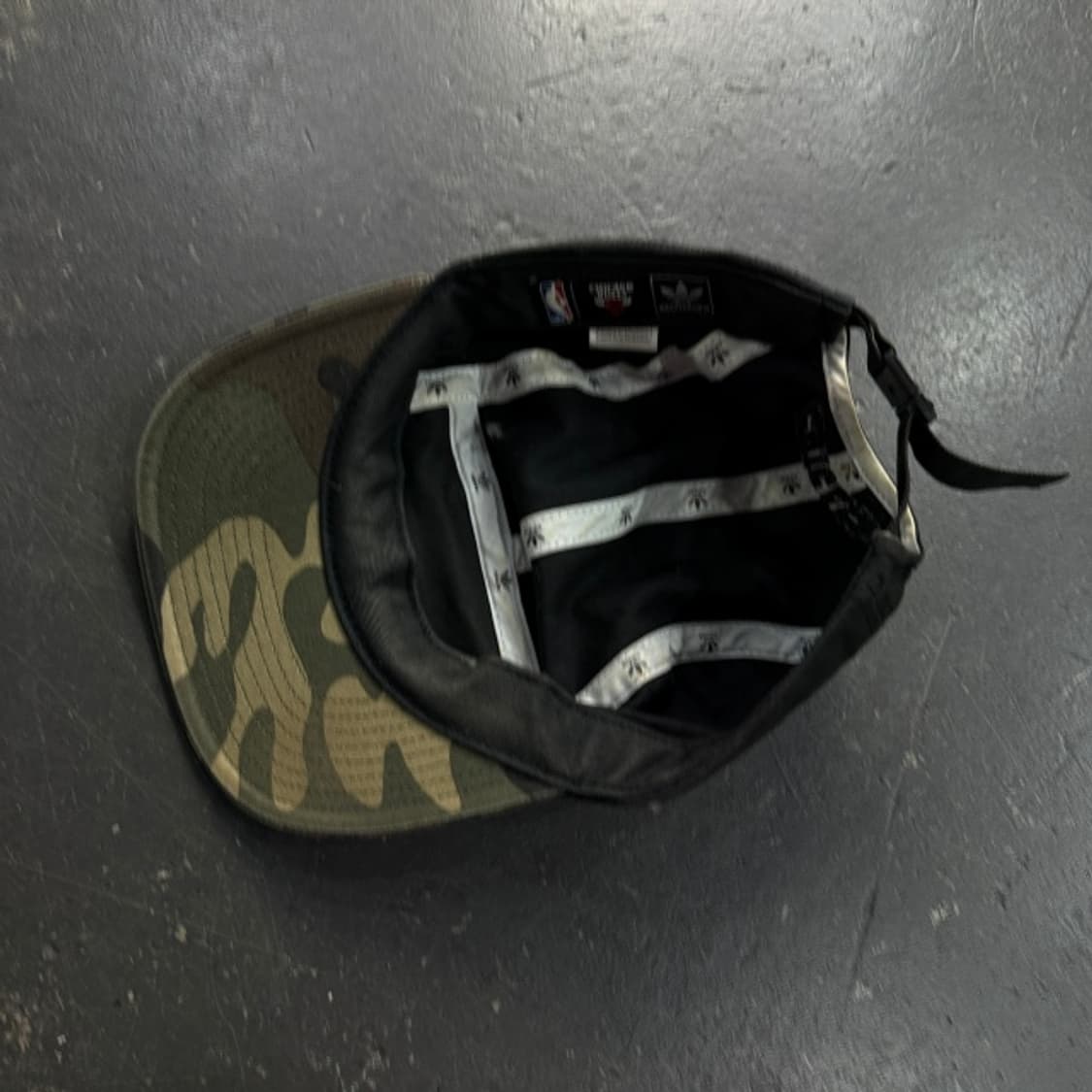 아디다스 시카고불스 카모 캠프캡  상품이미지5