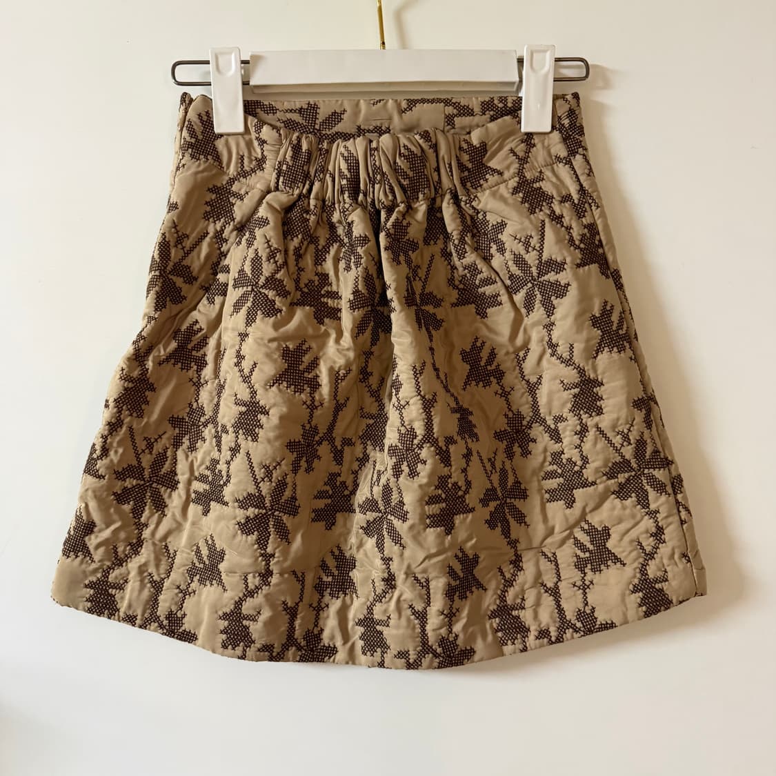 새상품 여자 퀄팅 자수 누빔 스커트 상품이미지5