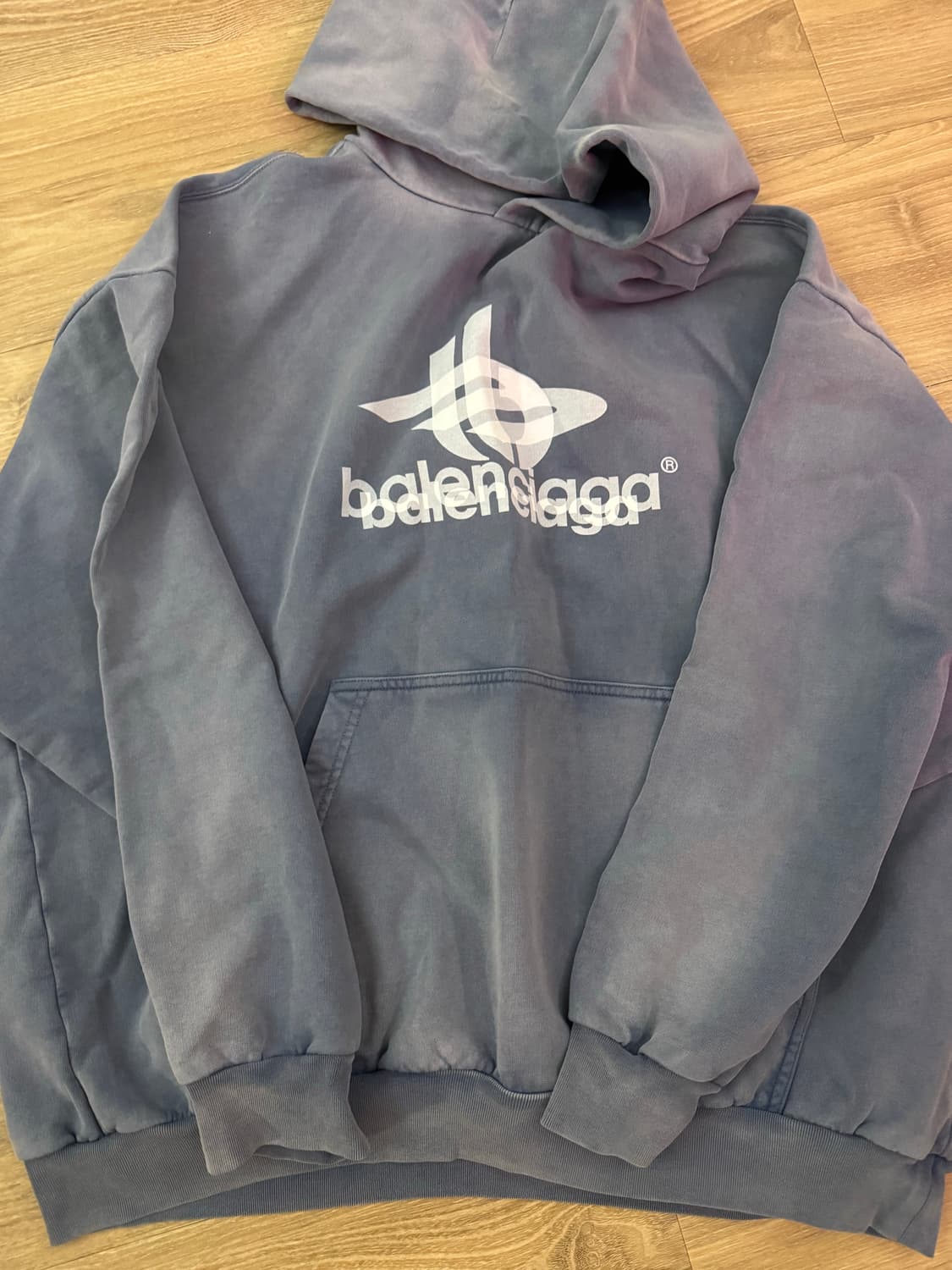 발렌시아가 후드 상품이미지1