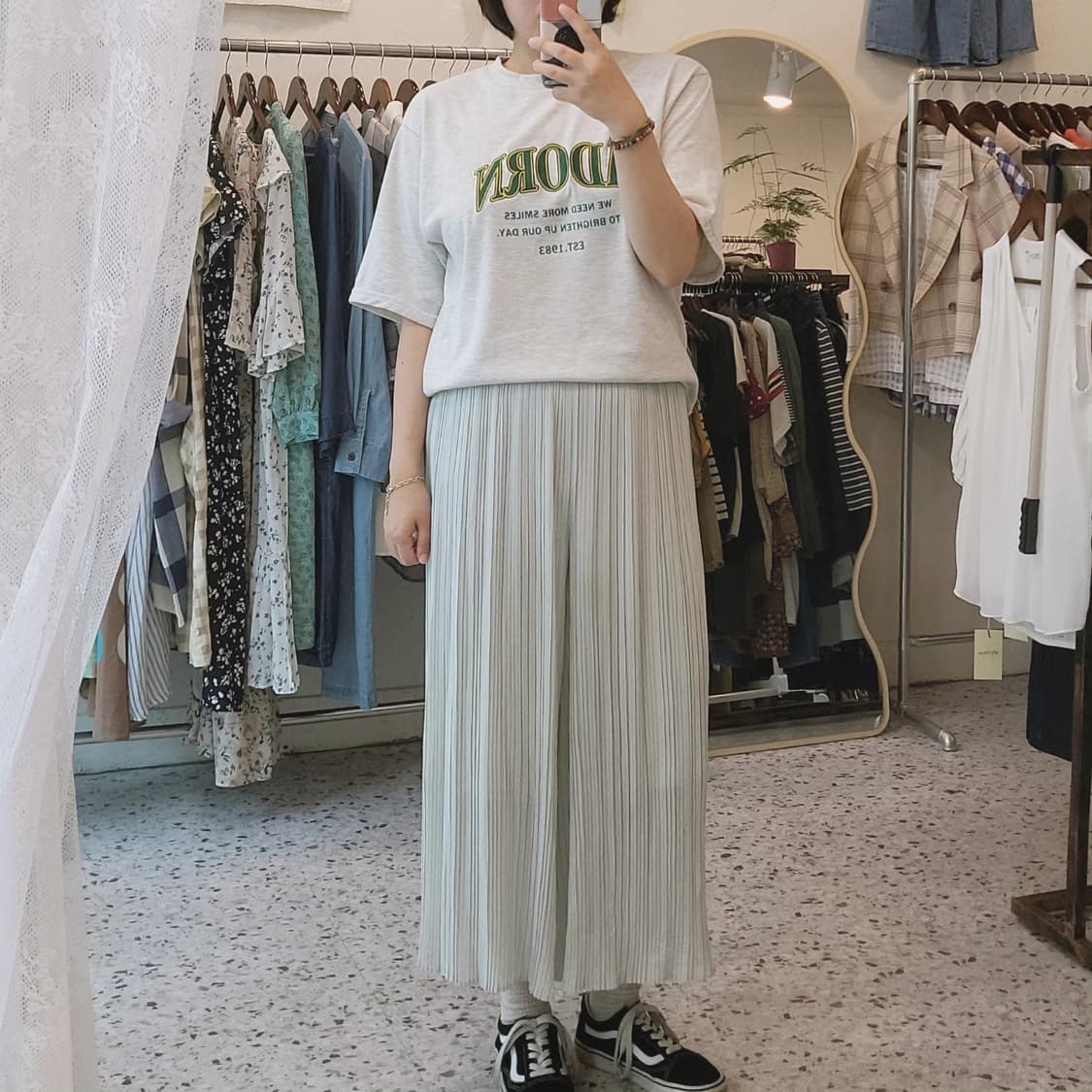 Uniqlo JPN 민트 플리츠 밴딩팬츠 상품이미지3