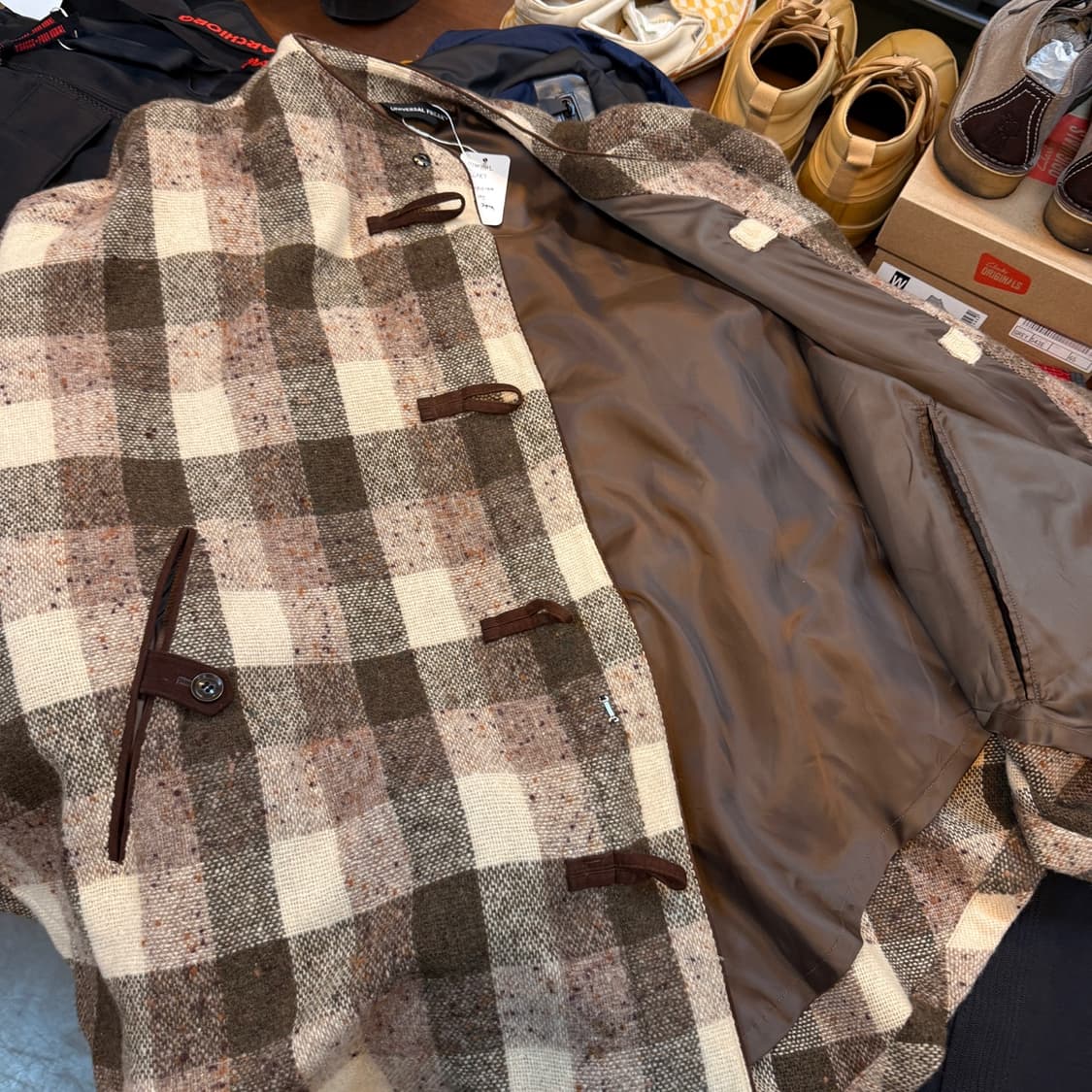 유니버설 프릭스 BY 프릭스 스토어 울 혼방 케이프 망토 상품이미지6