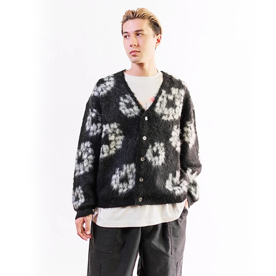 [L] 세인트미카엘 x 데님티얼스 모헤어 가디건 블랙 새제품 상품이미지5