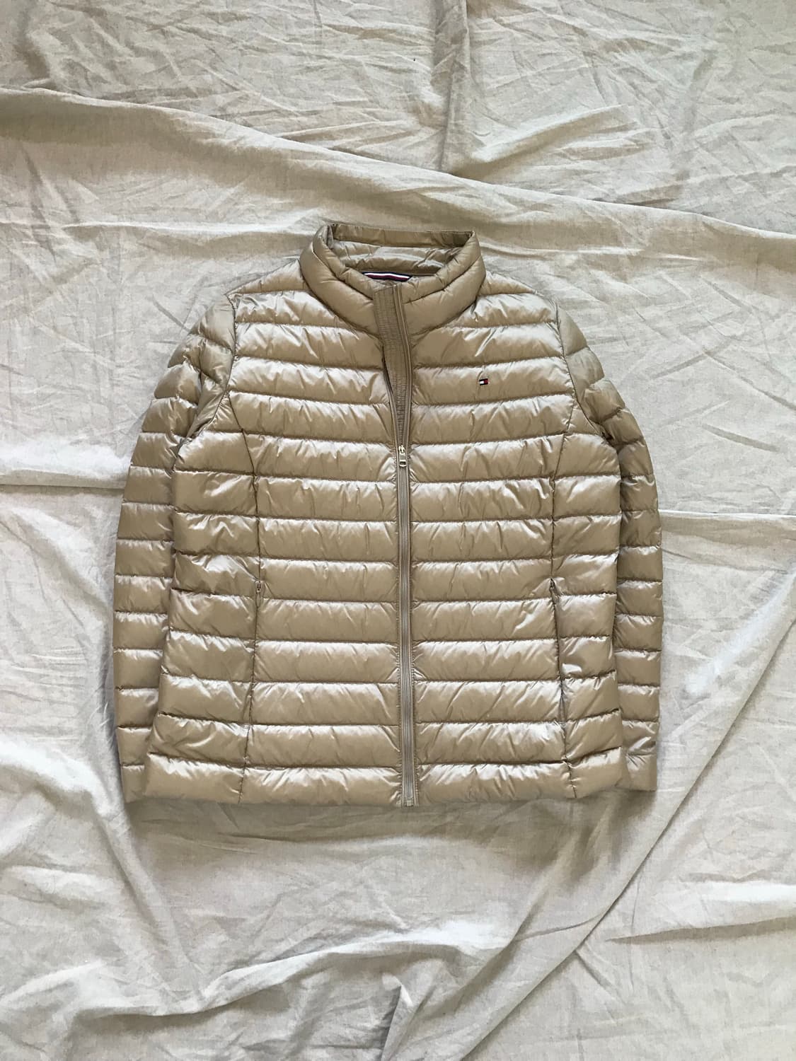 타미힐피거 로고 베이지 경량 패딩 상품이미지5