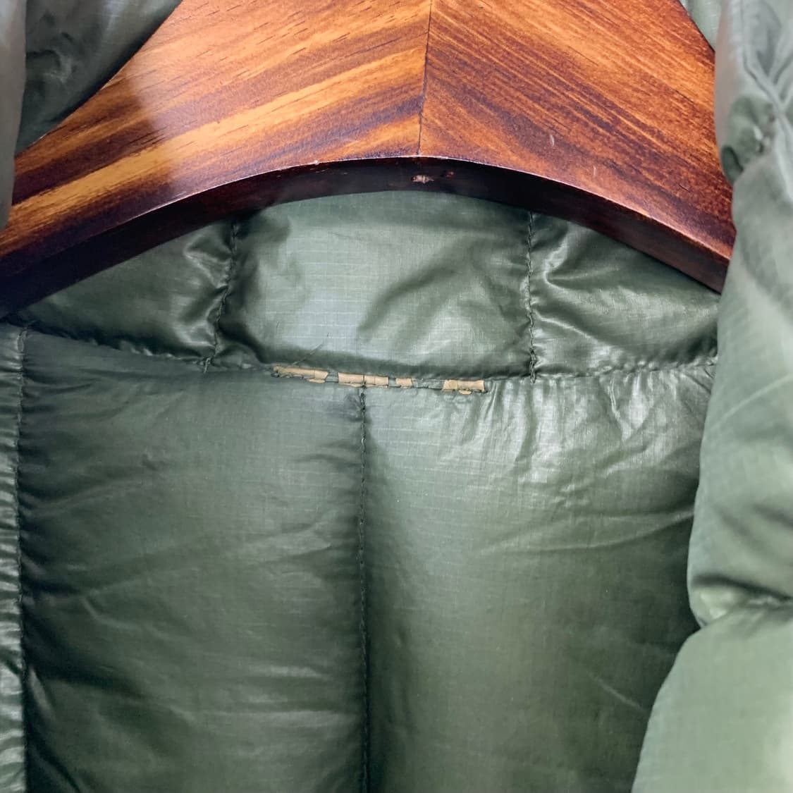 몽벨 플라즈마 ex1000 카키 경량 퀼팅 패딩 상품이미지9