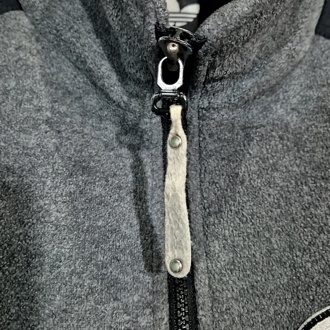 아디다스 00s 라이프 폴라 자켓 상품이미지4