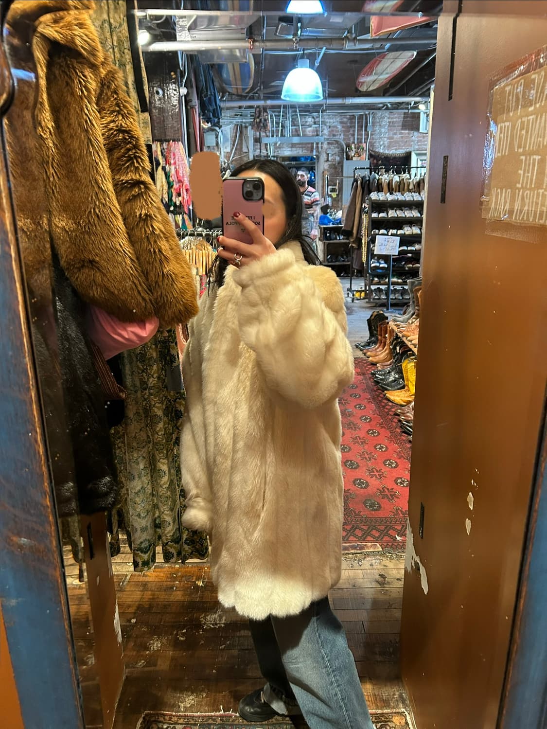 뉴욕 빈티지샵 구매 화이트 퍼 자켓 상품이미지1