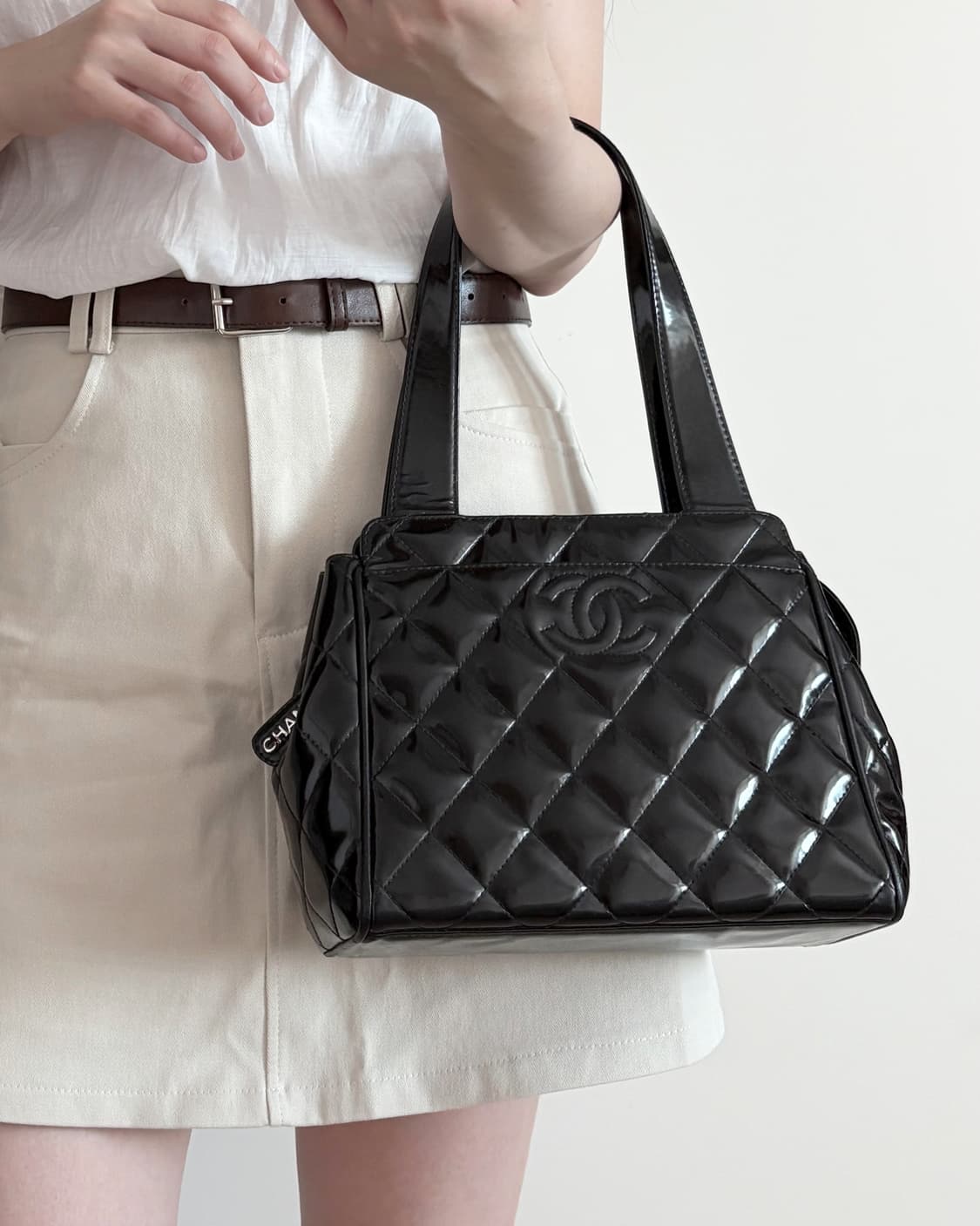 CHANEL Patent Tote Bag 샤넬 페이던트 토트백 - 블랙 상품이미지1