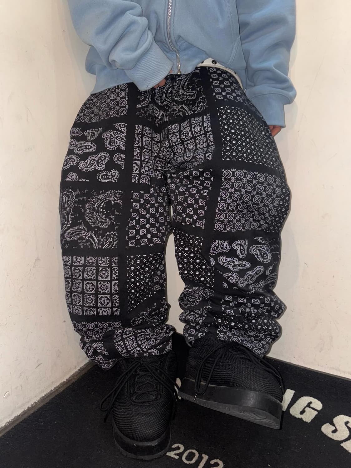 Supreme Paisley Grid Chino Pants - 20Ss 상품이미지2
