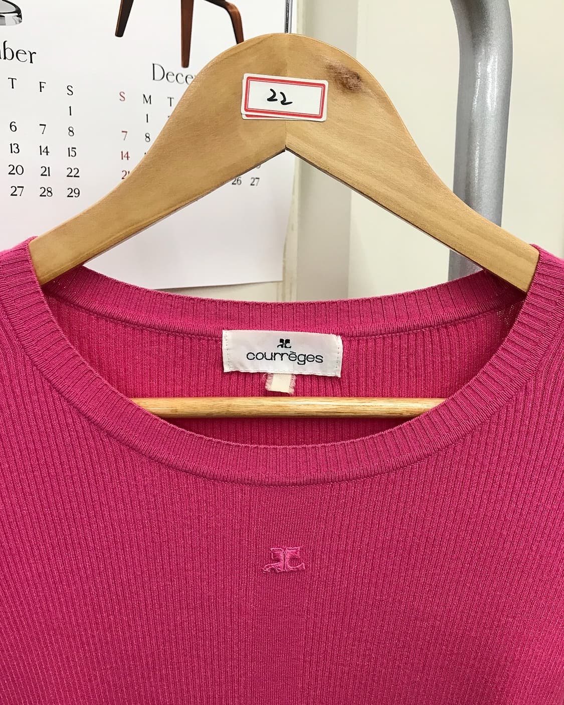 꾸레쥬 로고 골지 니트 상품이미지2