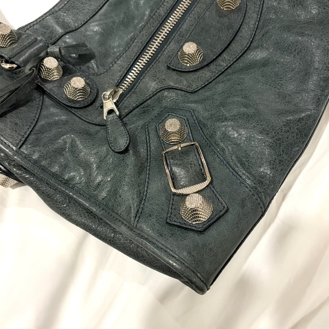 [A+ 정품] 발렌시아가 자이언트 시티 모터백 미디움 상품이미지5