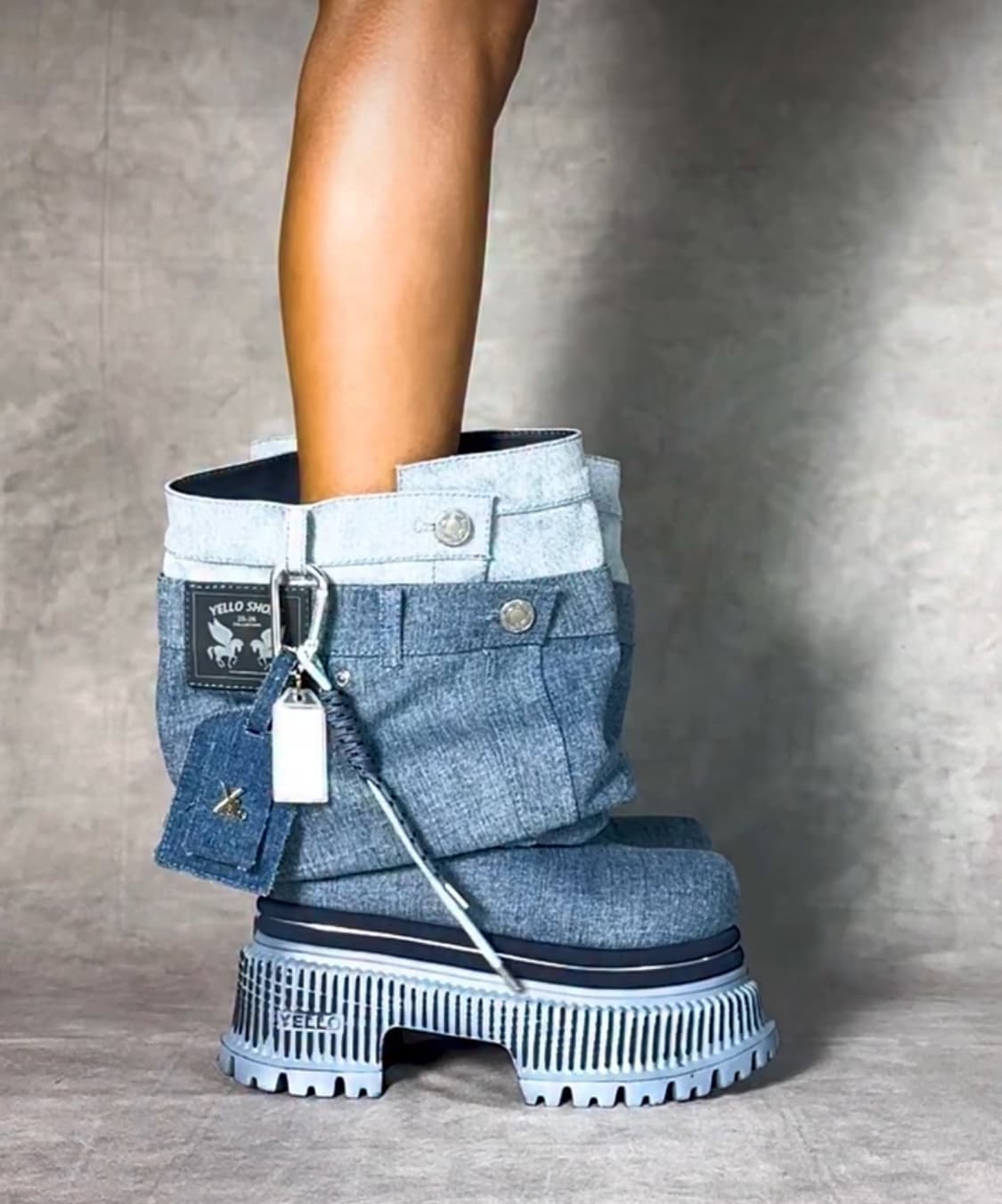 이엘로 품절제품 - 데님 플랫폼 부츠 M(245미만) 새제품 상품이미지1