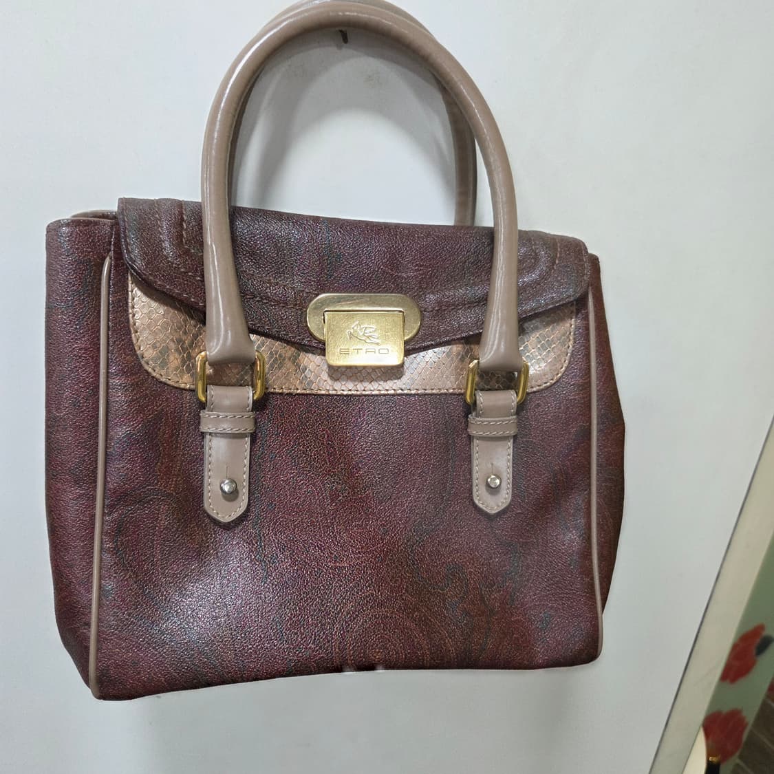 에트로 골드버클 토트백 상품이미지1