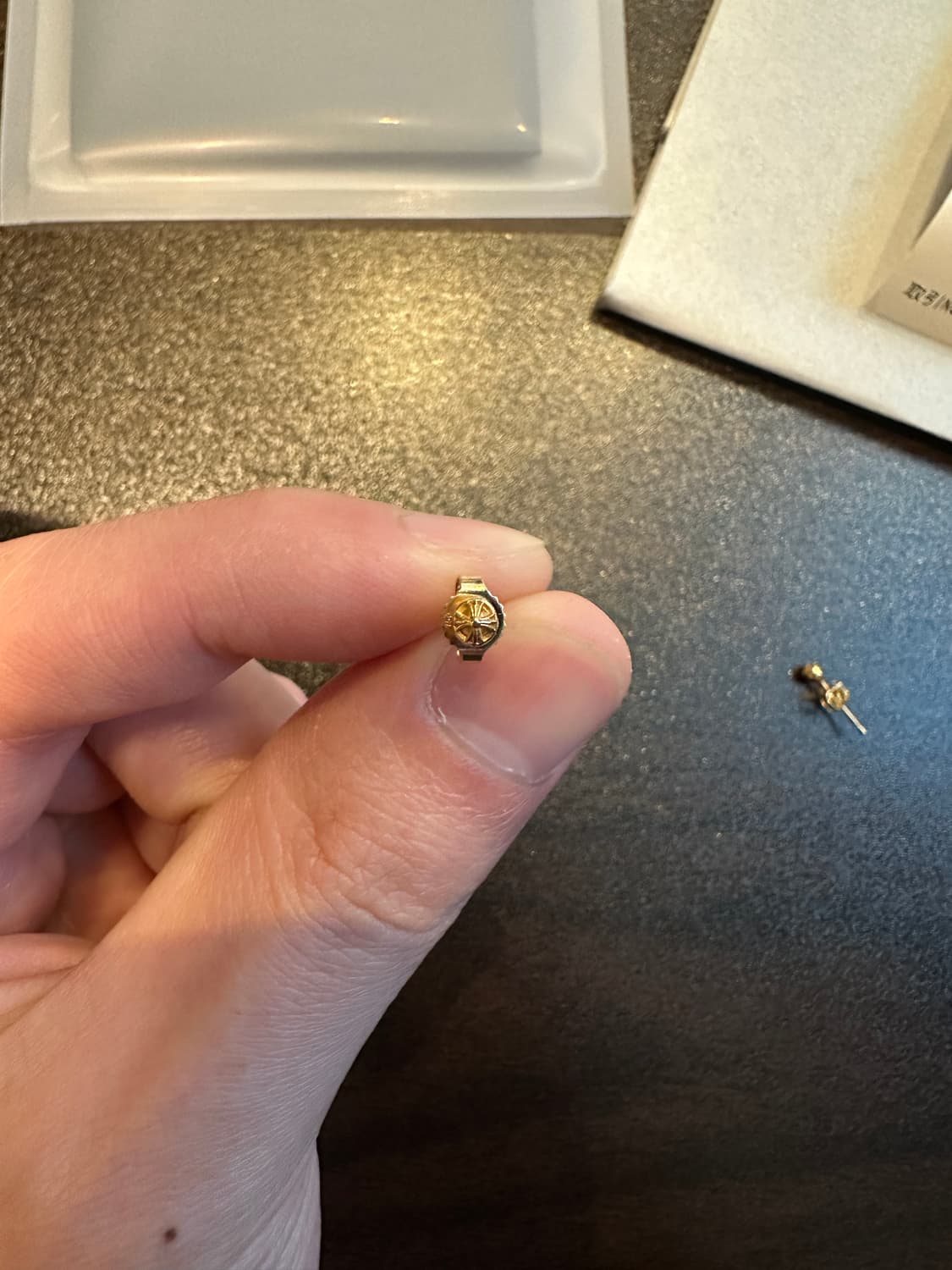 크롬하츠 22k 미니크로스볼 스터드 이어링 (귀걸이) 상품이미지2