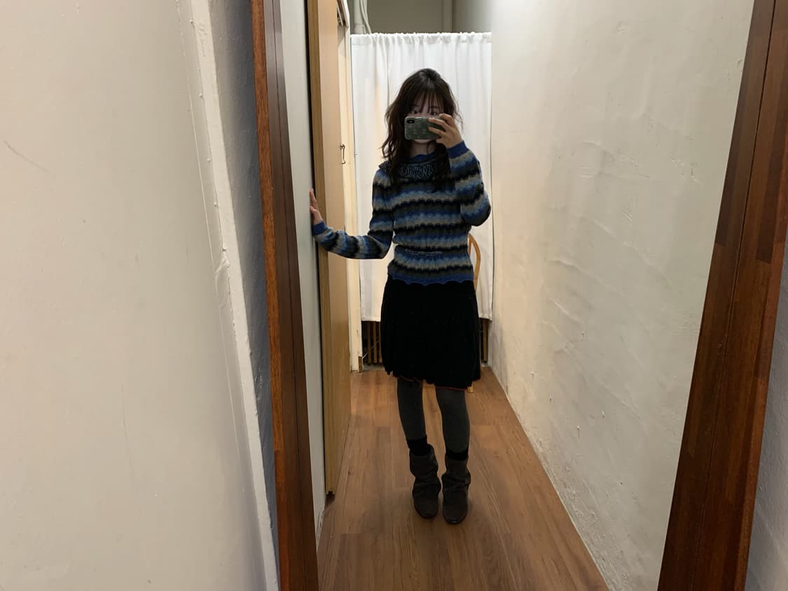 루이비통 롱슬리브 니트 스트라이프 테슬 넥 디테일 블루 상품이미지3