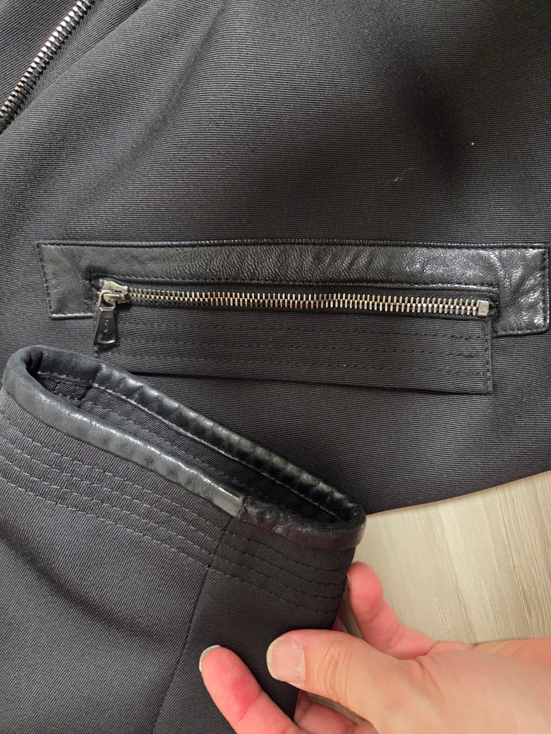 존바바토스 버진울 하이넥 코트 상품이미지6