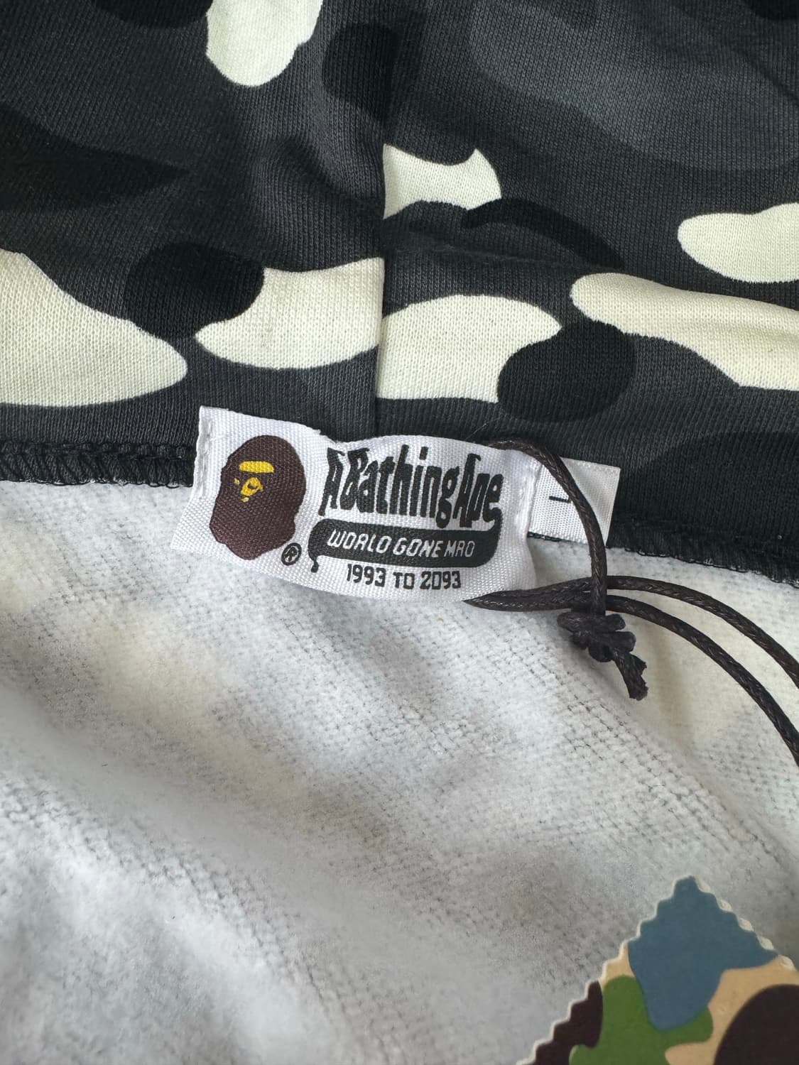 [새상품]베이프 샤크 후드 집업 야광 다크그레이블랙 상품이미지10