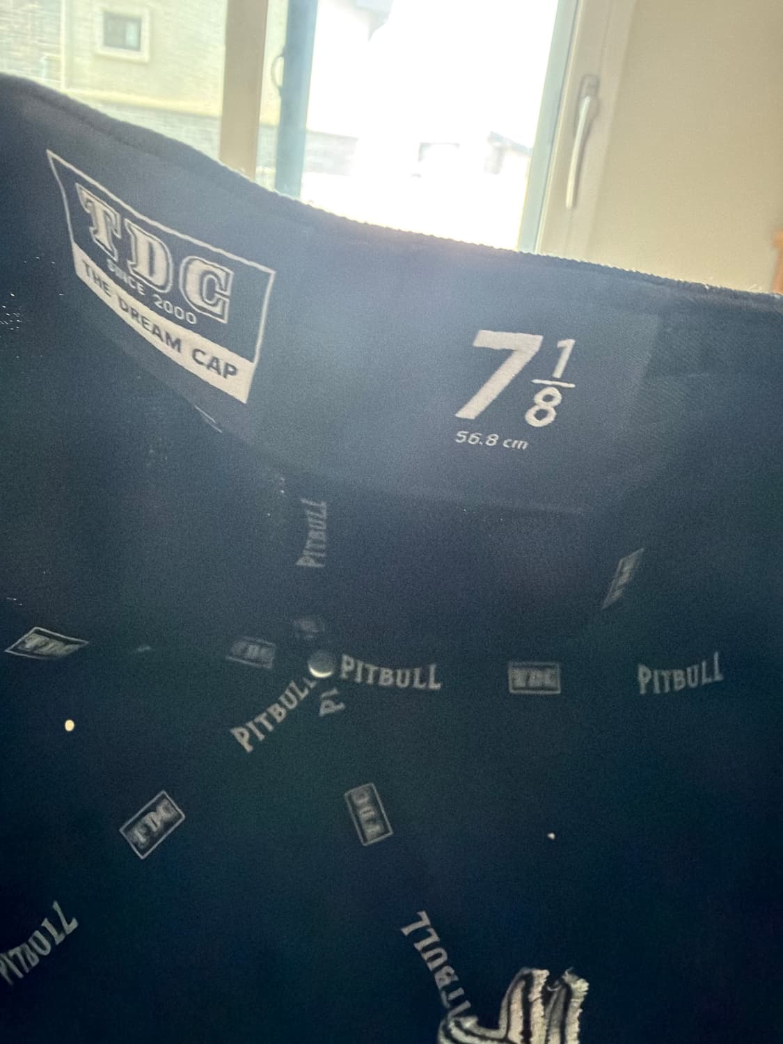 YVL WHITE TRIM ON BLACK 7 1/8 상품이미지2