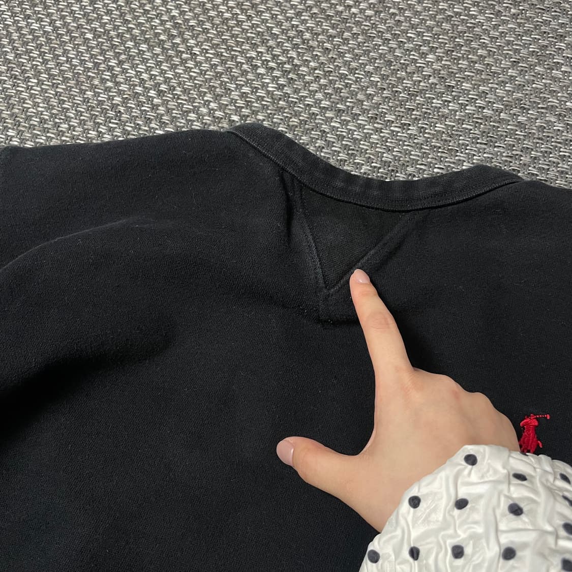 폴로랄프로렌 레드포니 블랙 맨투맨 S 상품이미지6