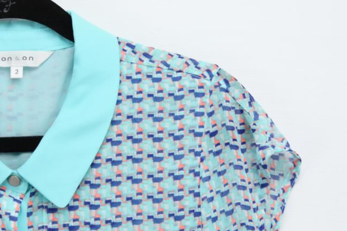 온앤온 블라우스 상품이미지2